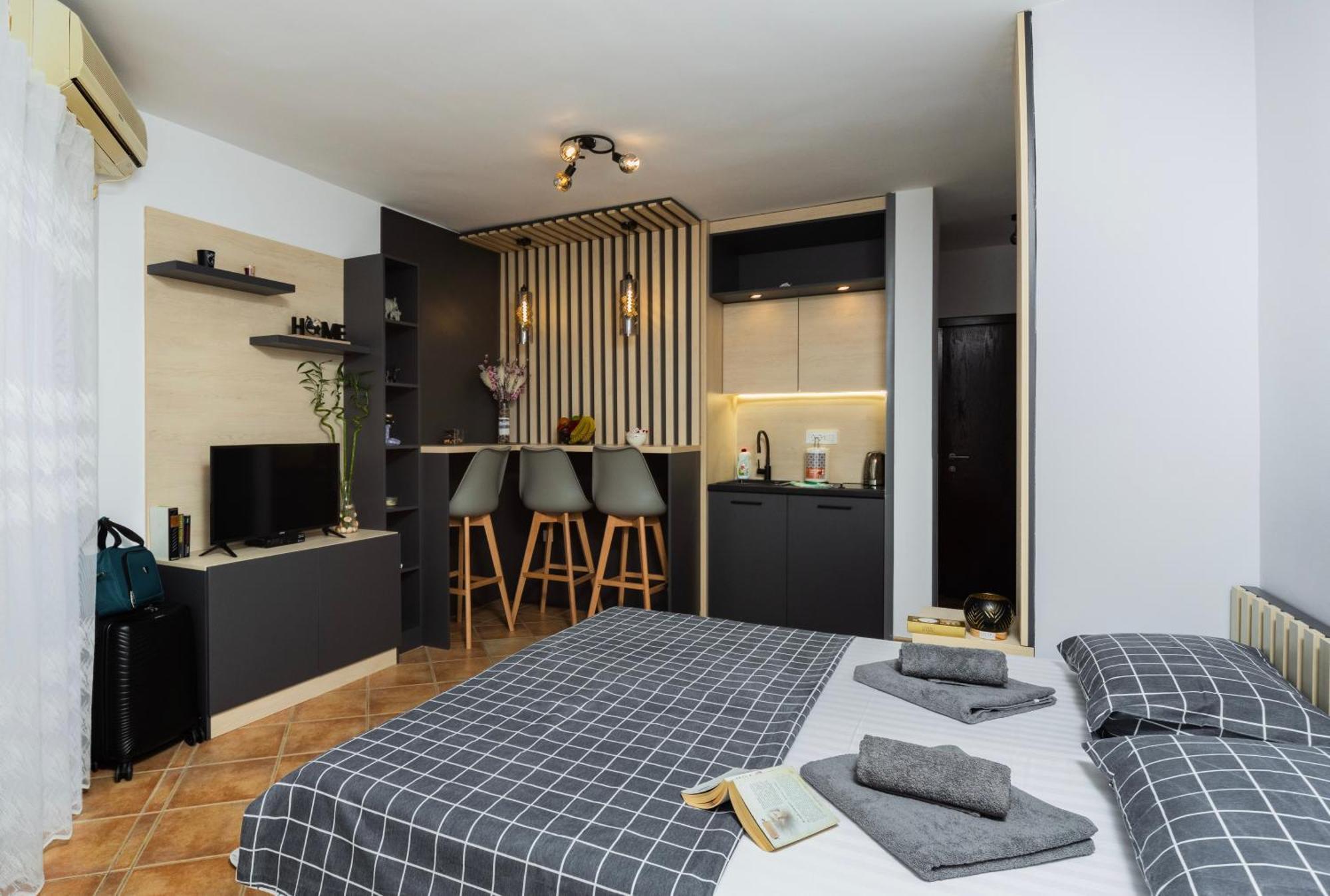 Adzic Apartment *