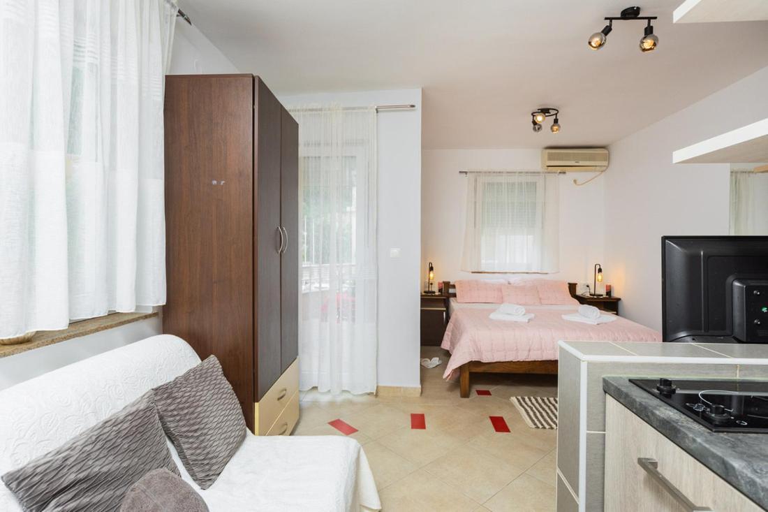 Apartment Adzic Budva