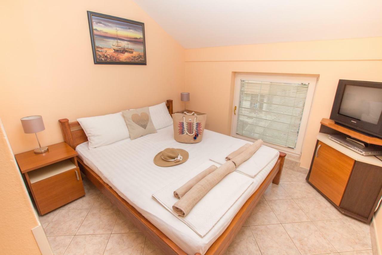 Apartment Adzic *