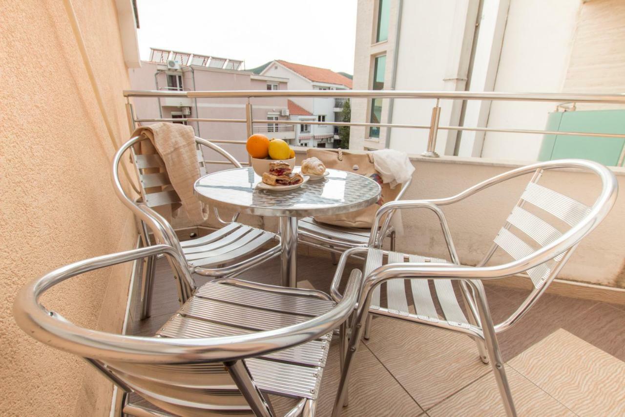 Adzic Apartment