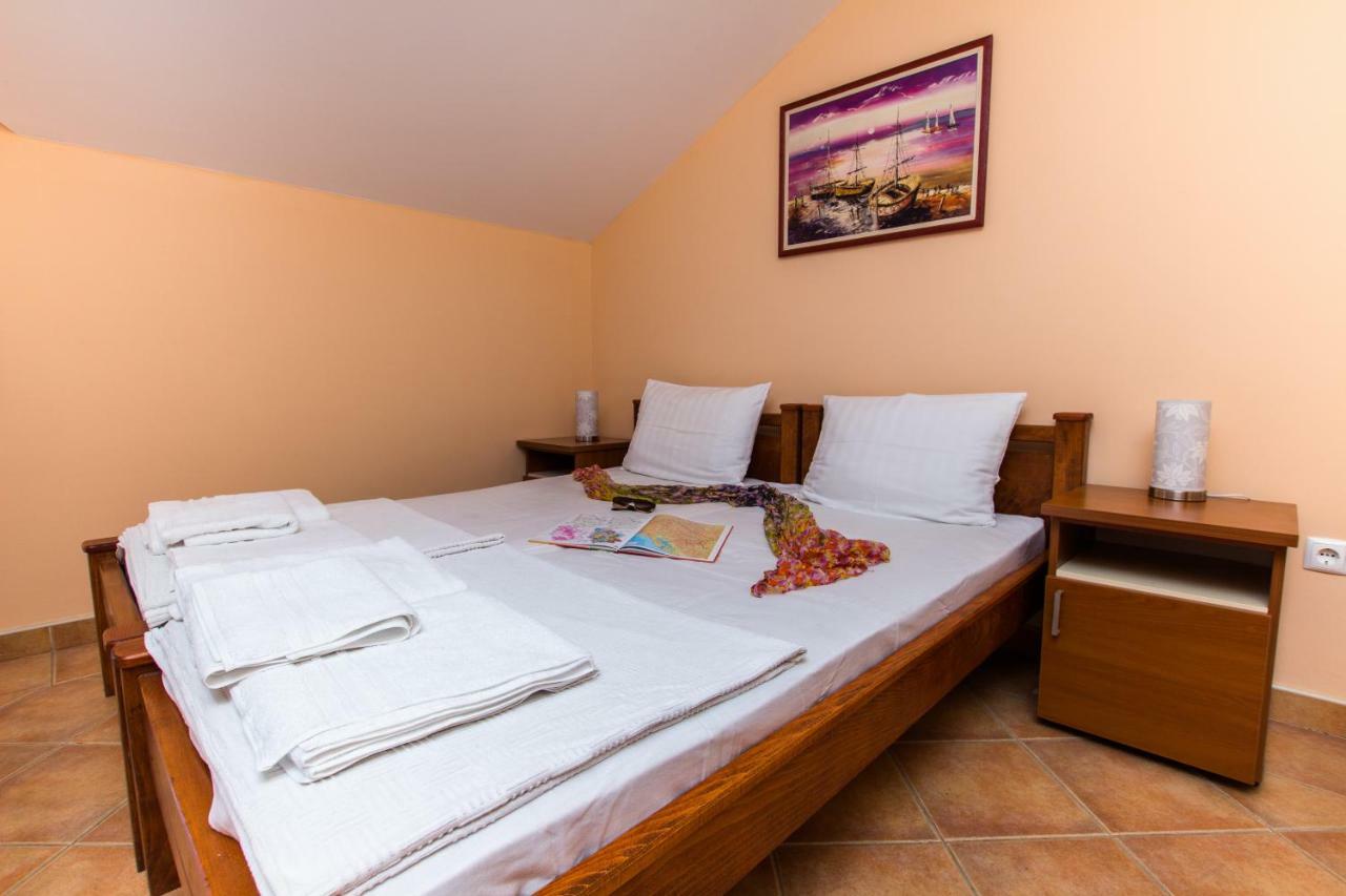 Apartment Adzic *
